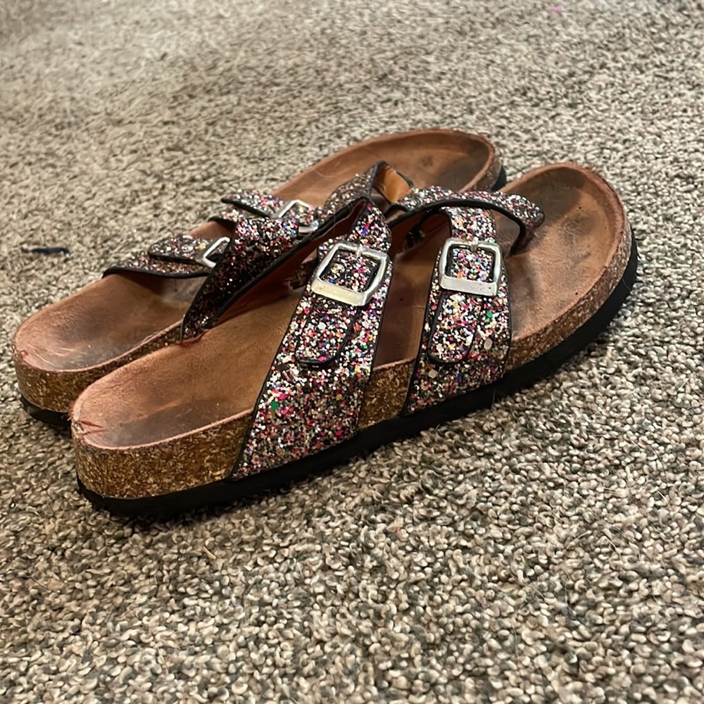 Sandals - Picture 2 of 2